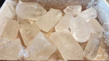 Flat of Rough Quartz Points (~3.0#) (image for) Flat of Rough Quartz Points (~3.0#)