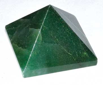 25-30mm Emerald Fuchsite pyramid (image for) 25-30mm Emerald Fuchsite pyramid